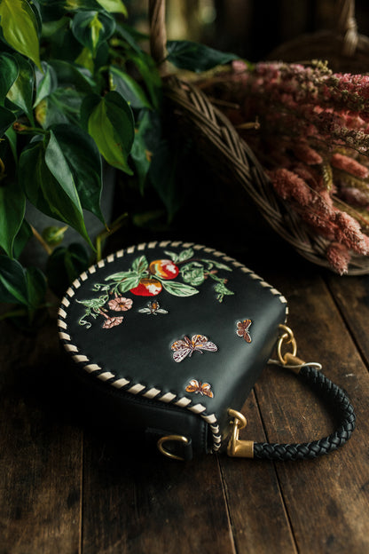 Cameo Apple Leather Saddle Purse