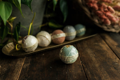 Refresh | Natural Bath Bomb