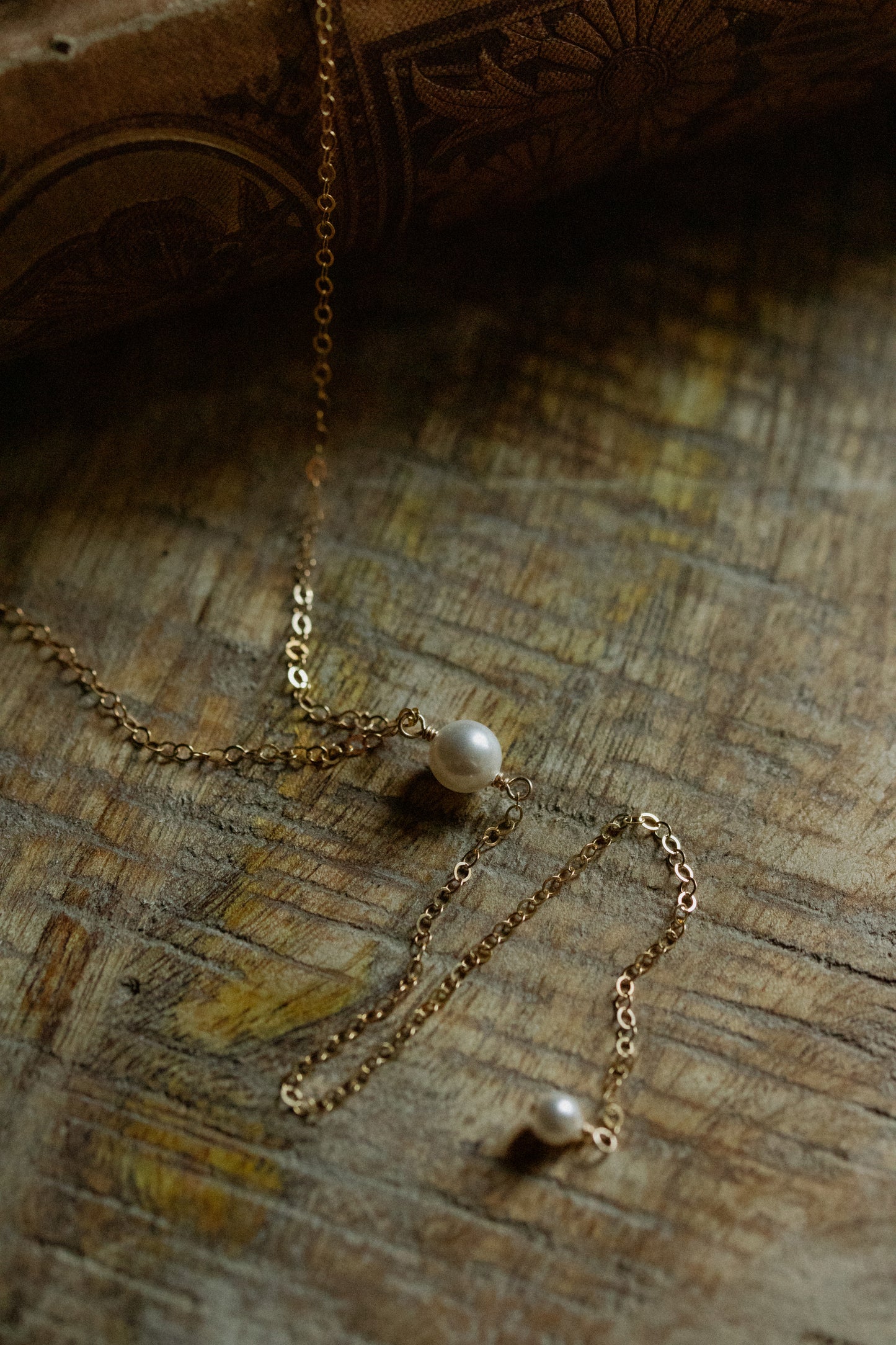 Pearl Back Drop Necklace