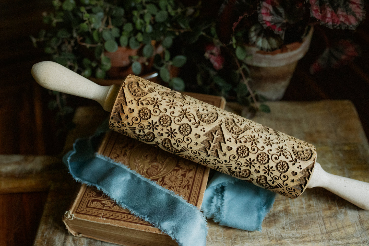 Embossing Rolling Pin - Birds and Trees